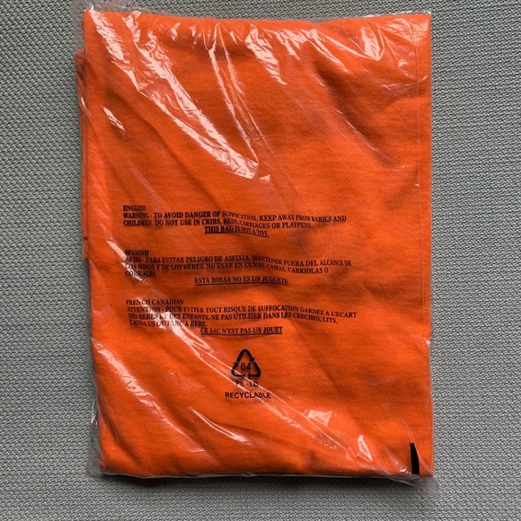 ASSC Members Only Tee Large - Picture 3 of 3